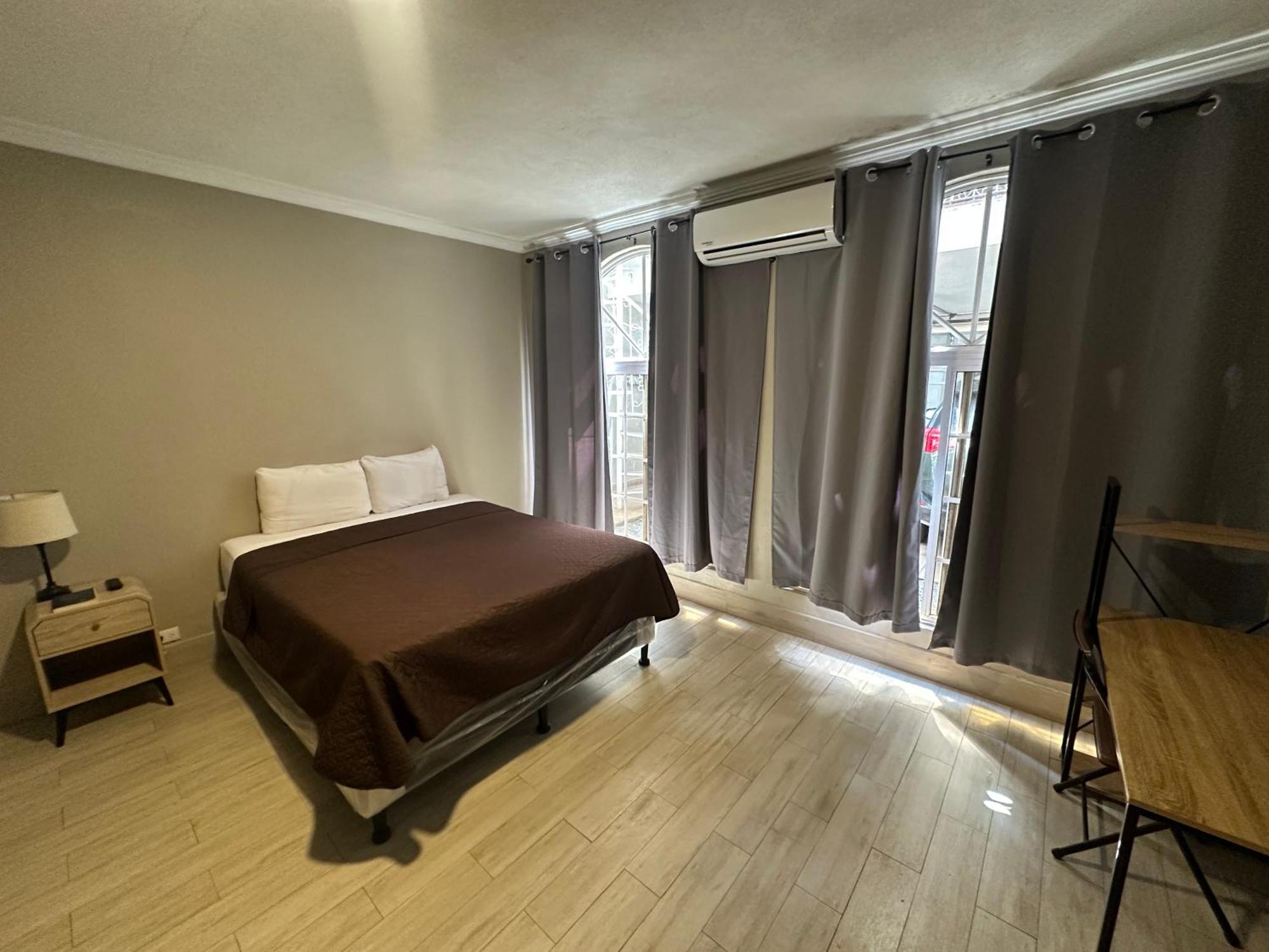 Sicilia Hotel *